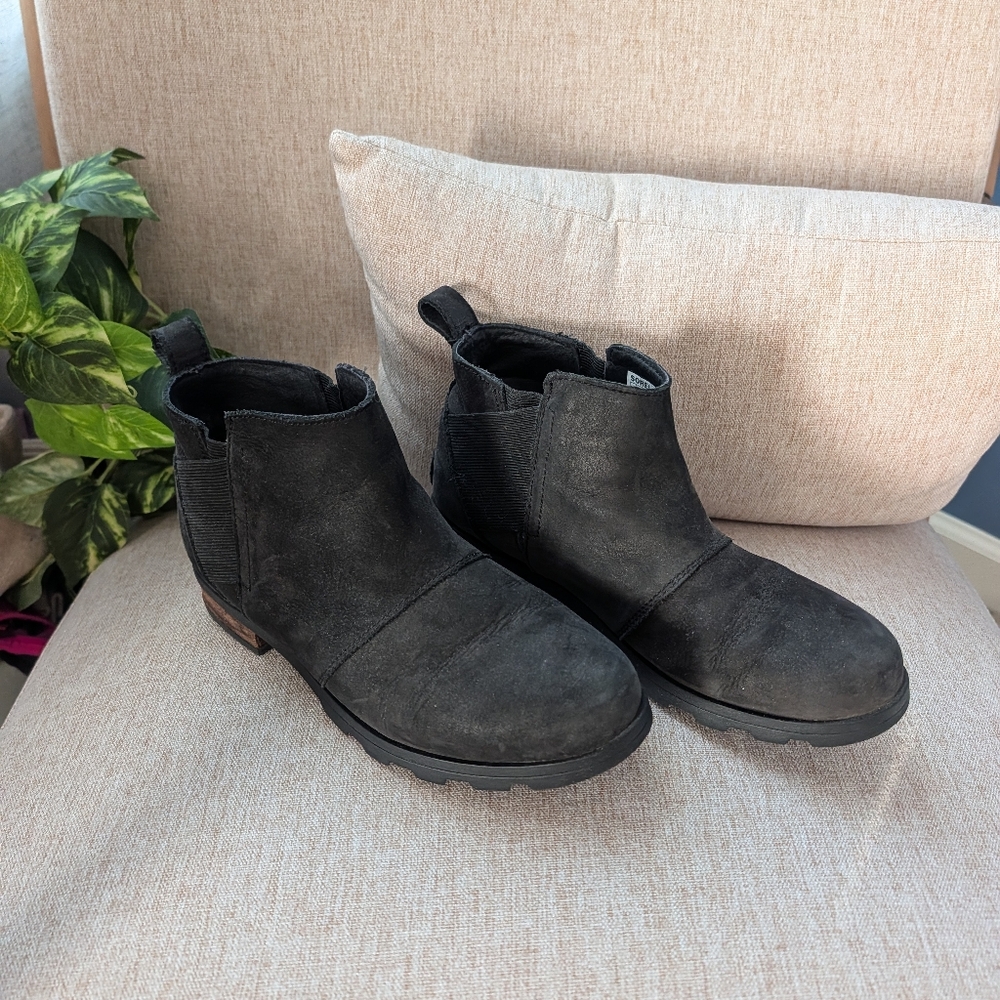 Sorel Black Suede Boots